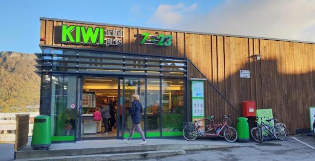 Centrally Located Apartment With 2 Bedrooms And Free Parking Tromsø Zewnętrze zdjęcie